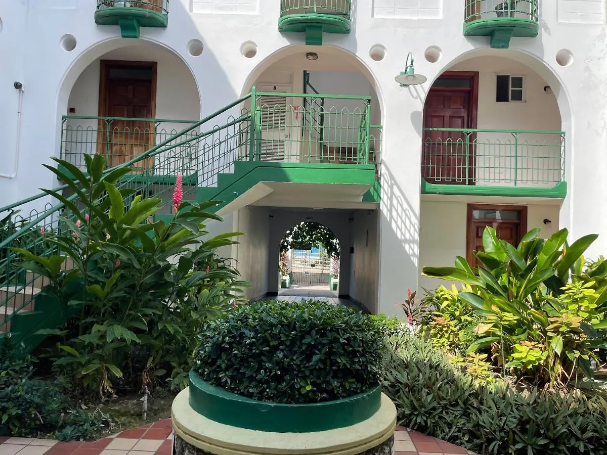Castle By The Shore Ocho Rios Apartment